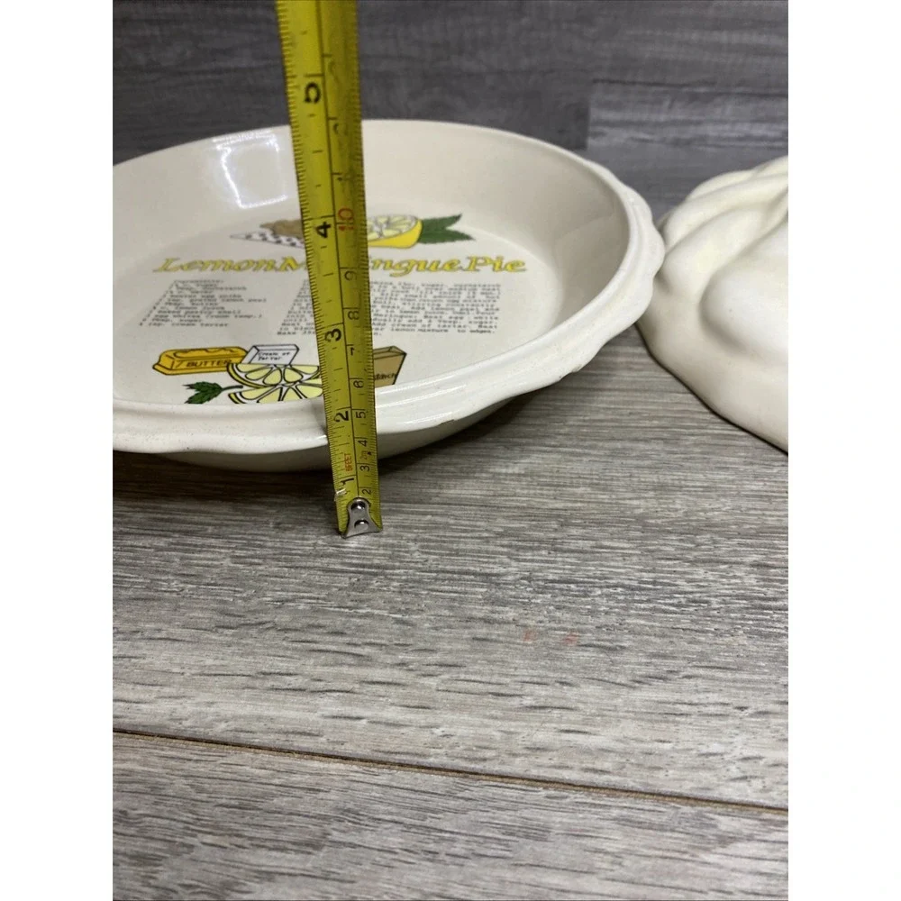 Vintage Lemon Meringue Recipe Pie Dish w 3-D Lid Ceramic Pie Dish
